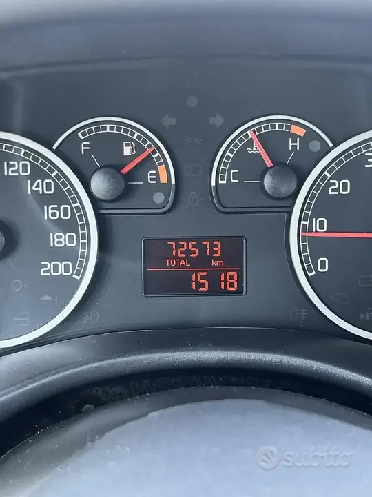 Fiat Punto 2009 photo 5