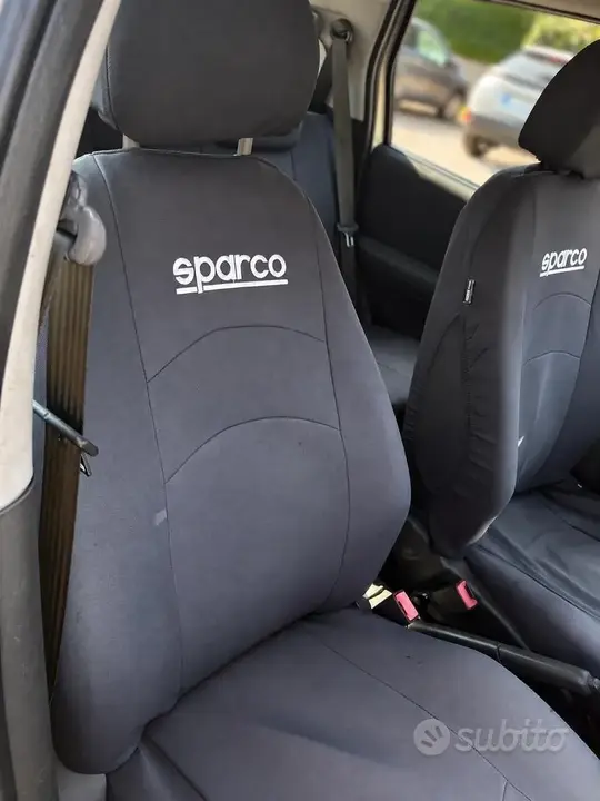 Fiat Punto 2009 photo 3