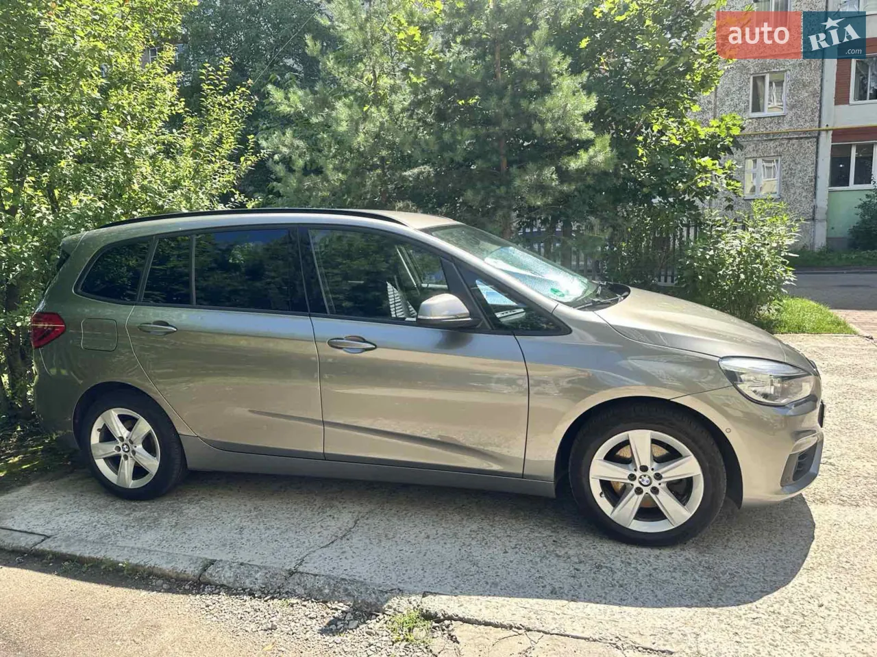 BMW 2 Series Gran Tourer 2017 photo 5
