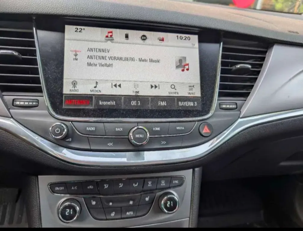 Opel Astra 2017 photo 3