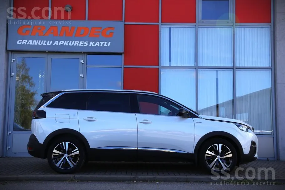 Peugeot 5008 2018 photo 3