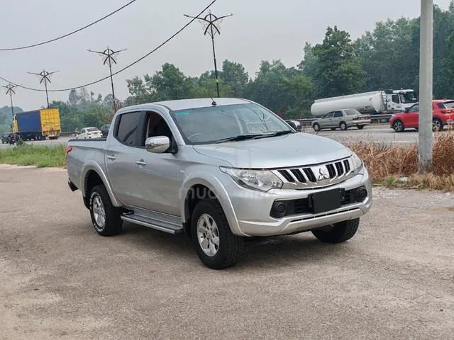 Mitsubishi Triton