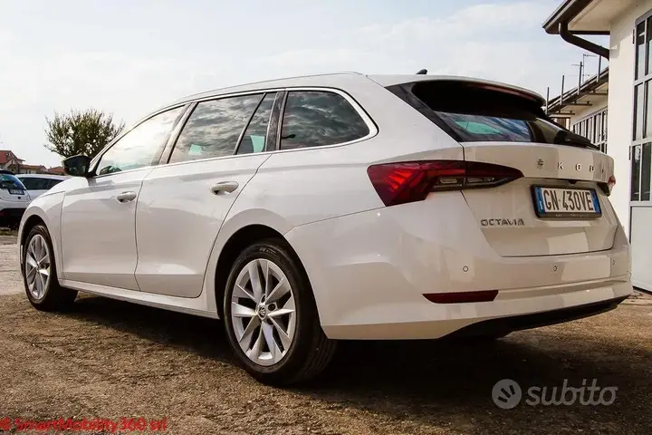 Skoda Octavia 2023 photo 4