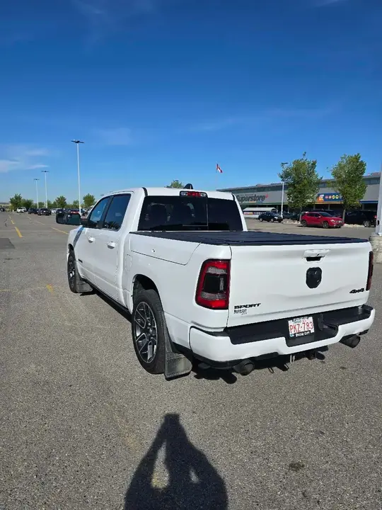 Ram 1500 Sport 2021 photo 3