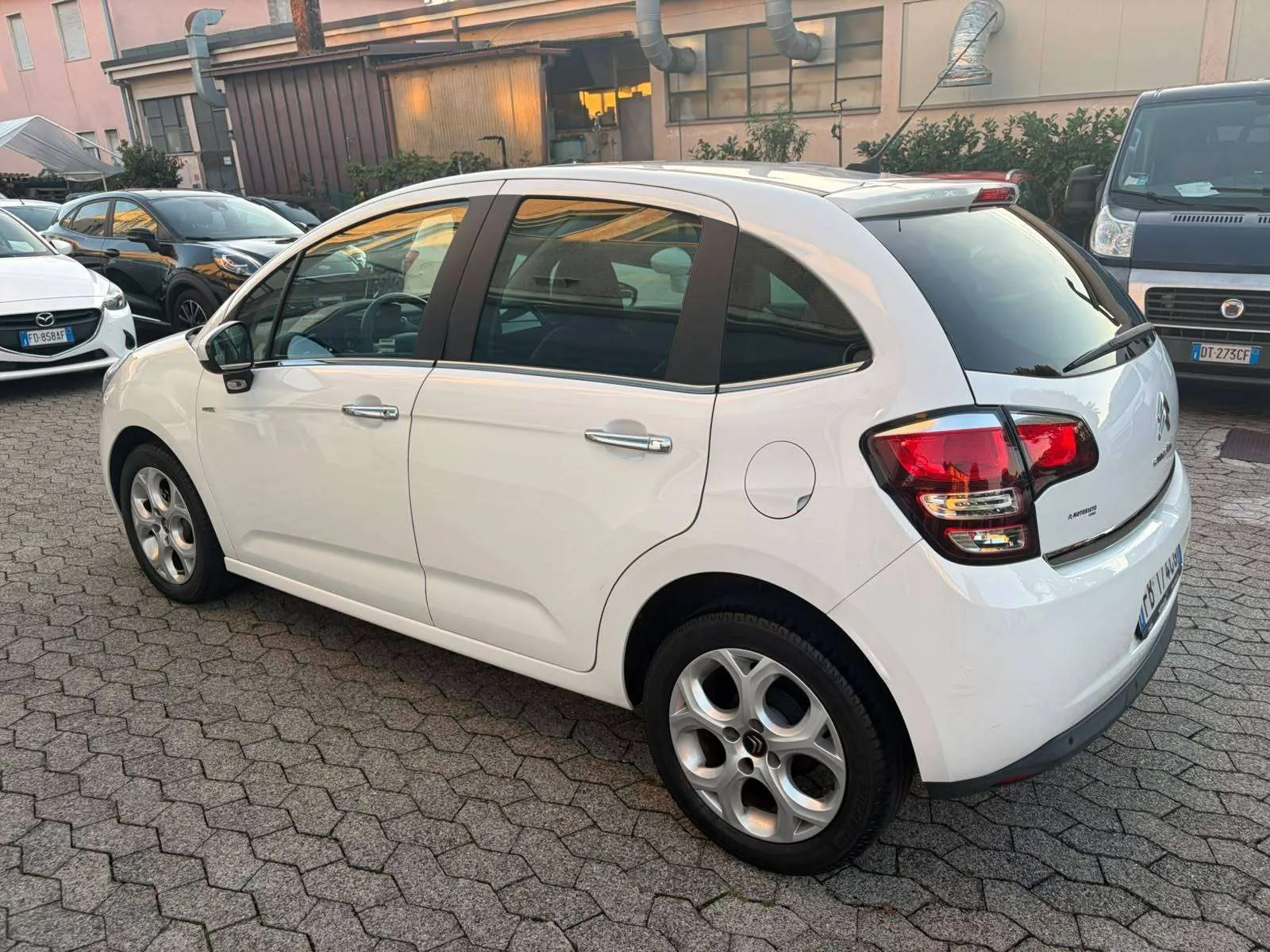 Citroen C3 2015 photo 4