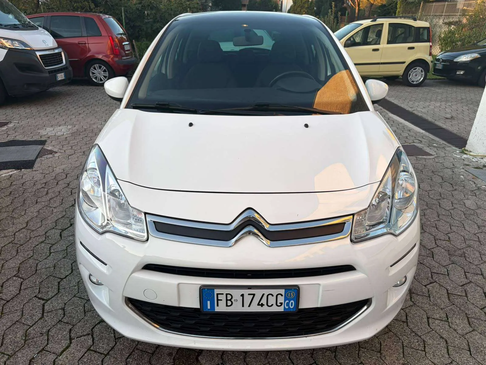 Citroen C3 2015 photo 2