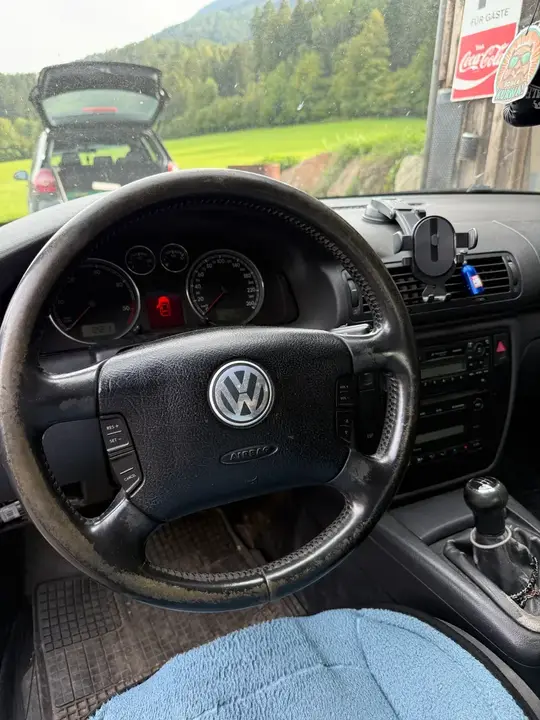 Volkswagen Passat 2004 photo 3
