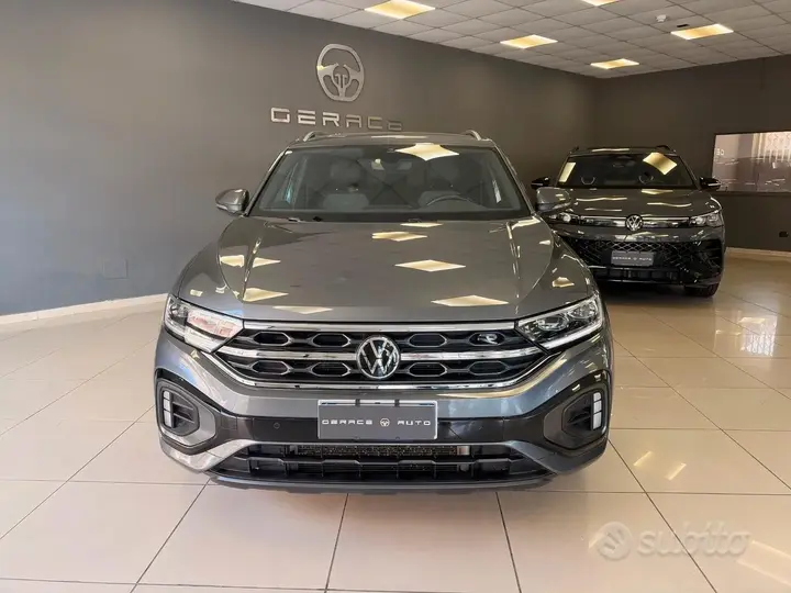 Volkswagen T-Roc 2023 photo 2