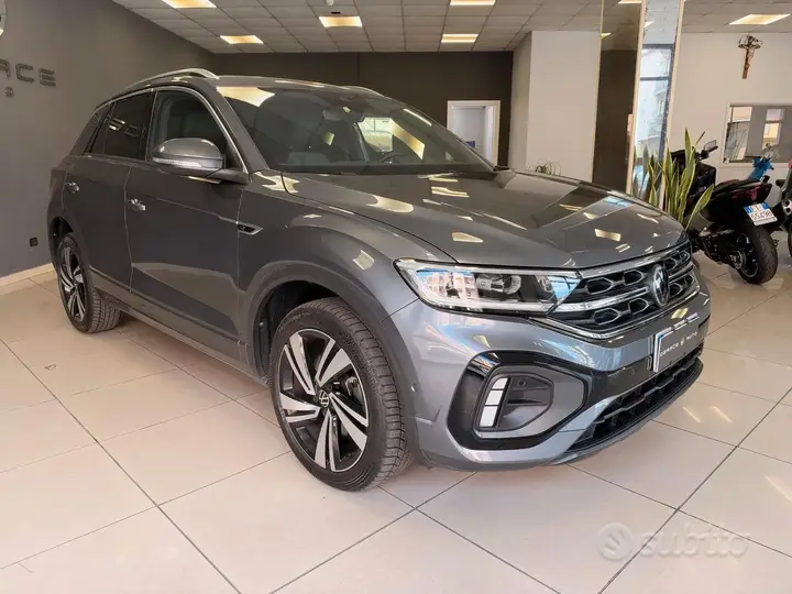 Volkswagen T-Roc 2023 photo 3