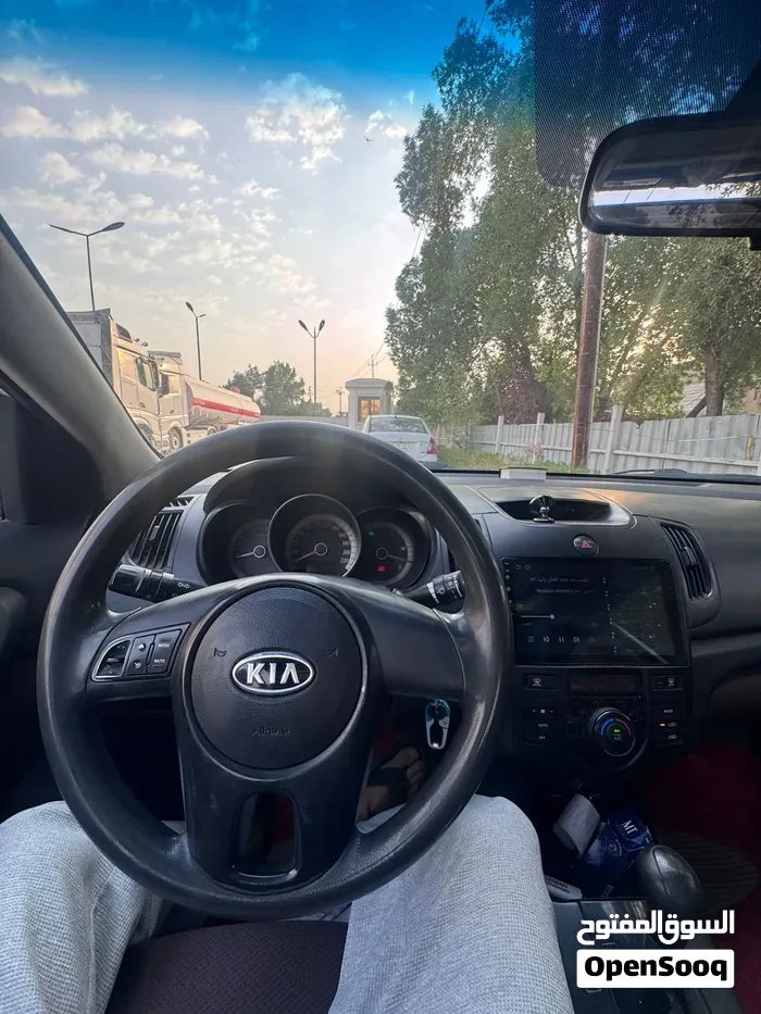 Kia Cerato 2009 photo 2