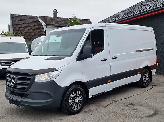 Mercedes-Benz Sprinter 2021 photo 2