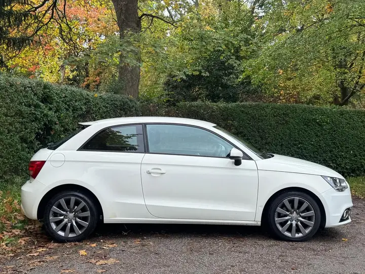 Audi A1 2013 photo 5
