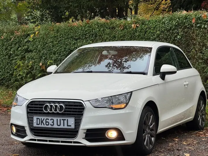 Audi A1 2013 photo 2