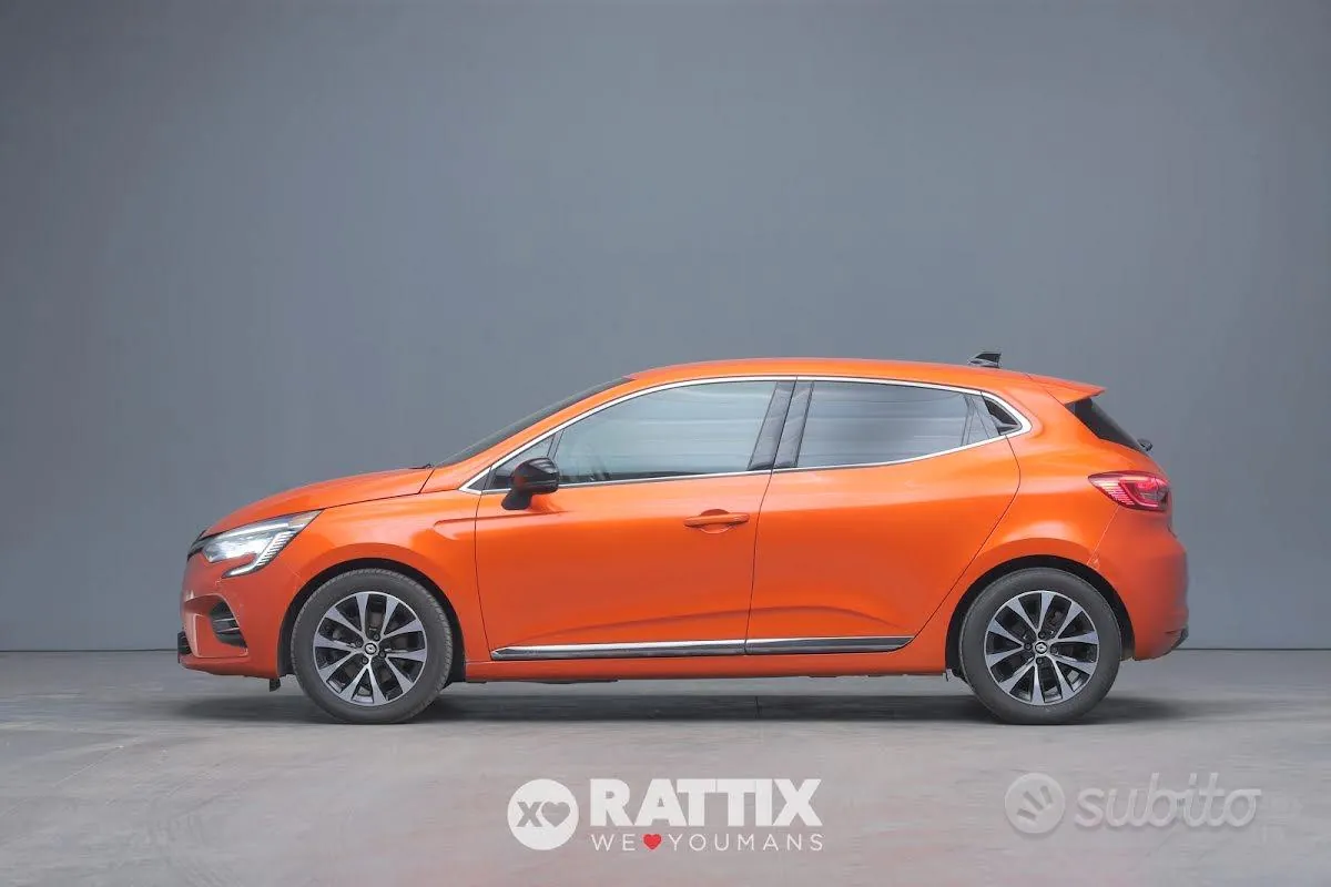 Renault Clio 2022 photo 2