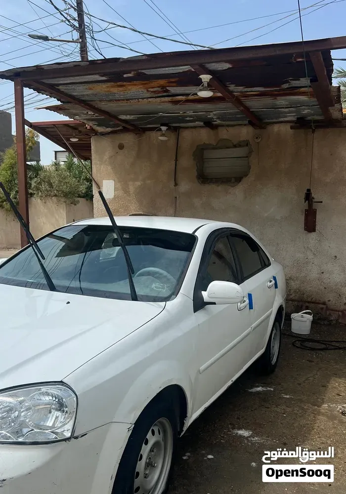 Chevrolet Optra 2012 photo 2
