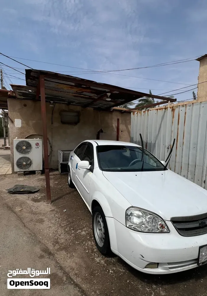 Chevrolet Optra 2012 photo 3