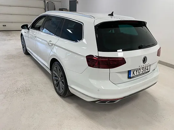 Volkswagen Passat 2021 photo 4