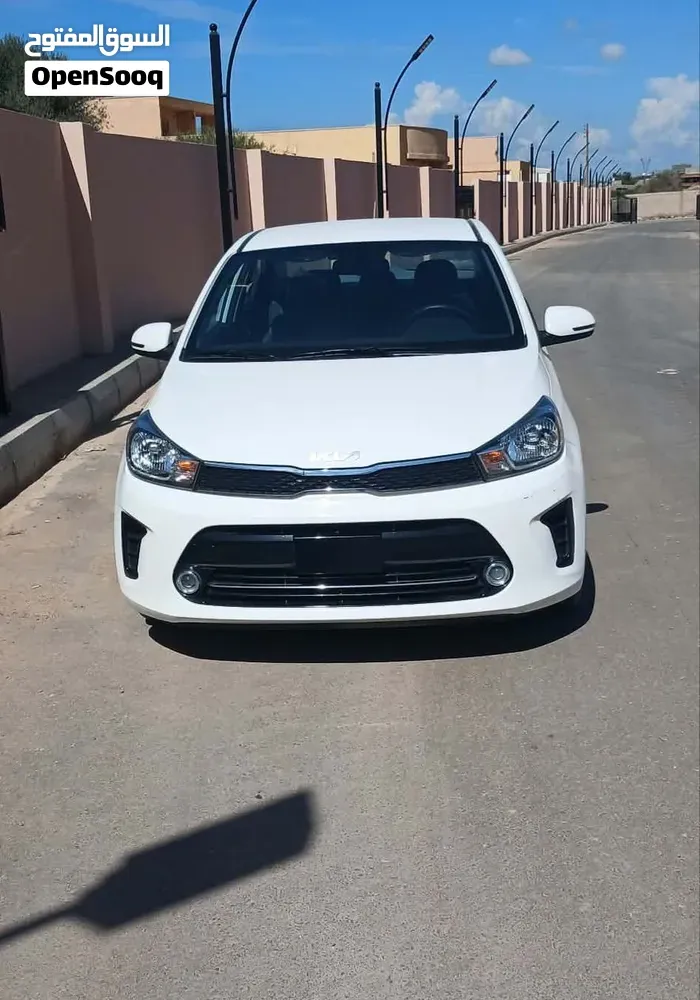 Kia Pegas