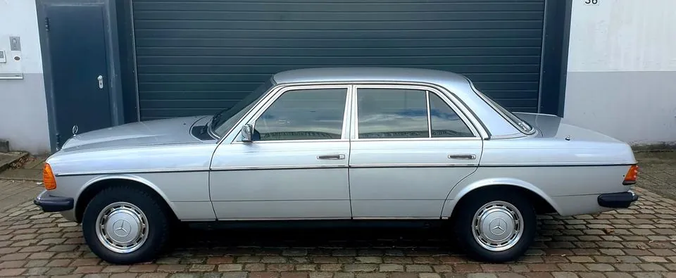 Mercedes-Benz W123