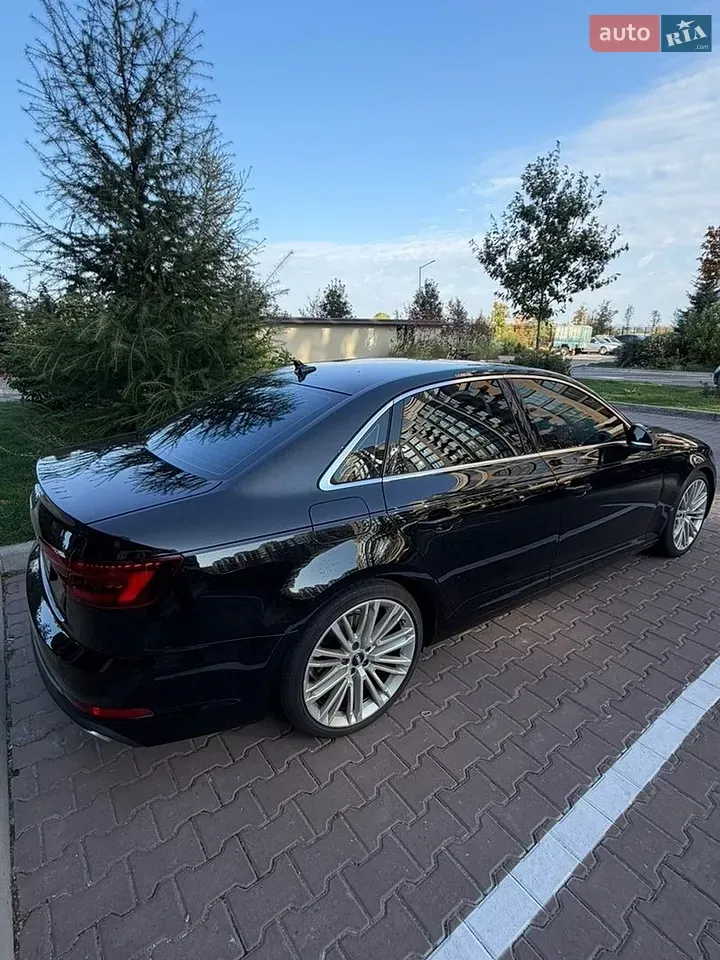 Audi A4 2019 photo 5