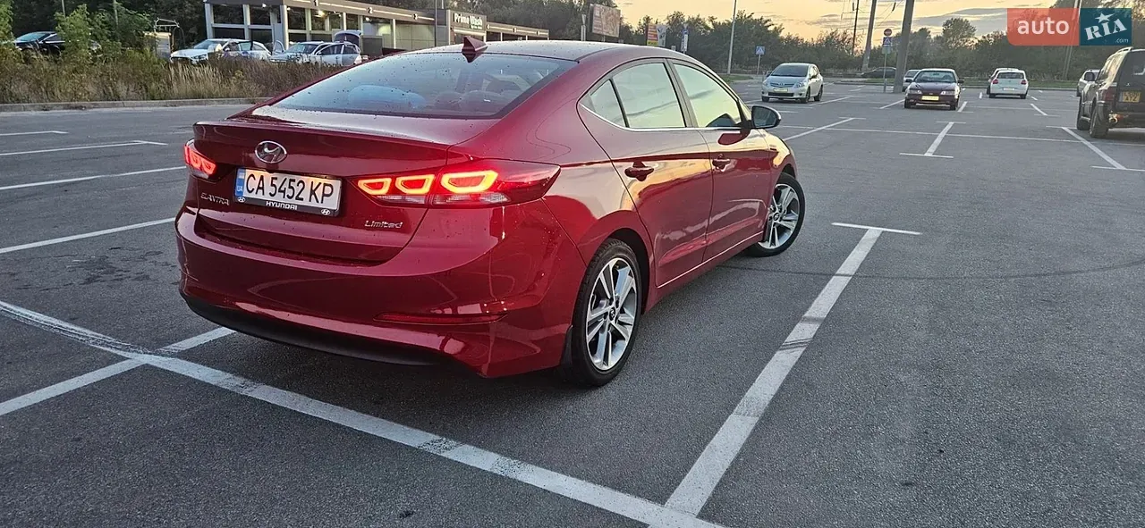 Hyundai Elantra 2017 photo 2