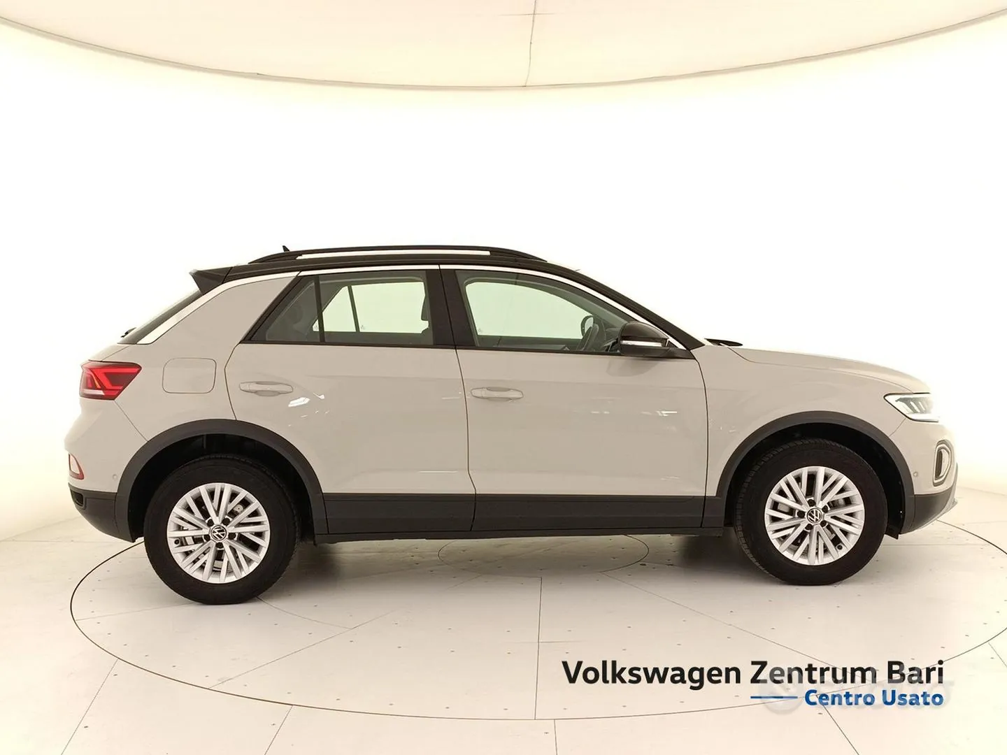 Volkswagen T-Roc 2023 photo 5