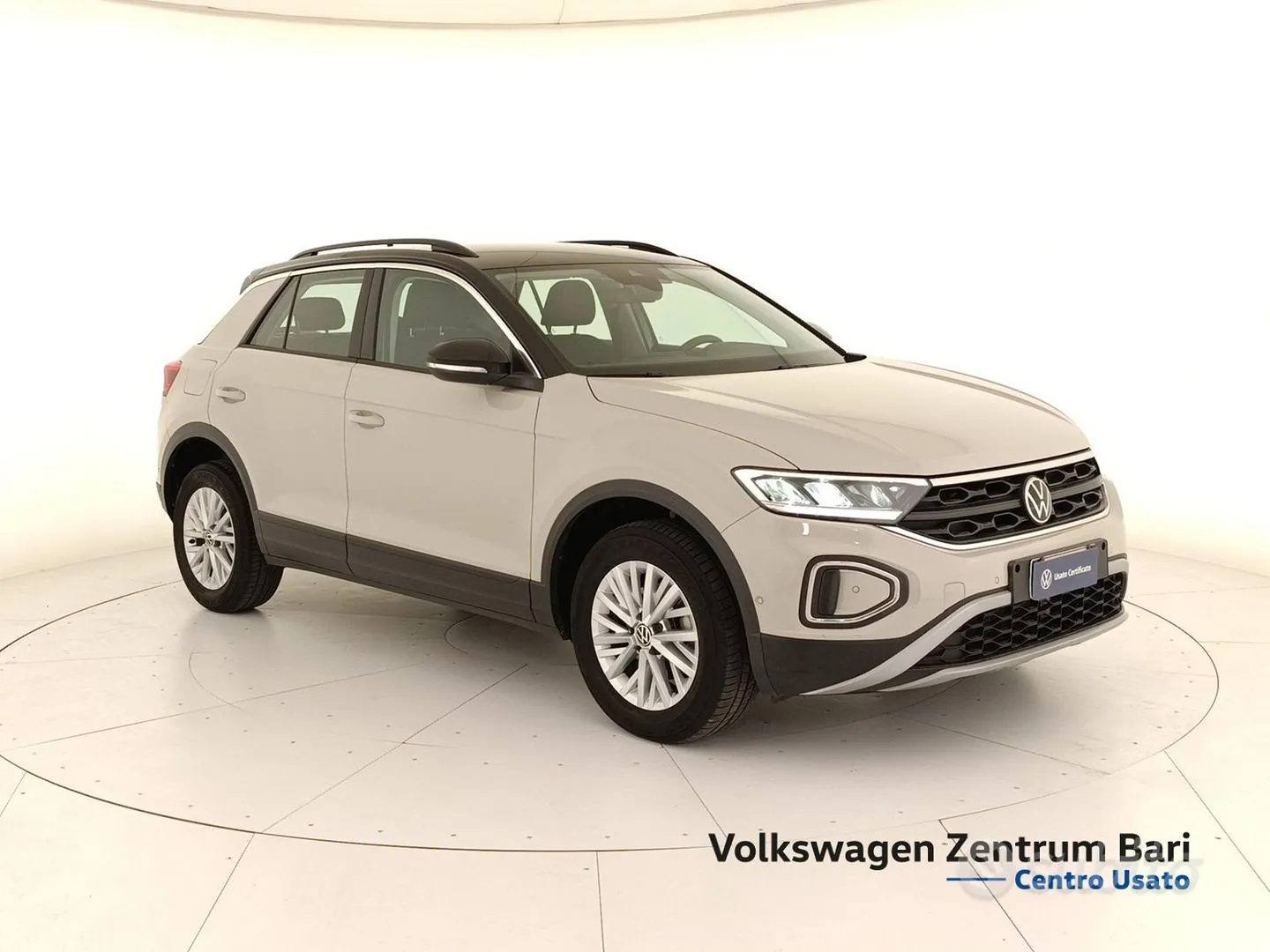 Volkswagen T-Roc 2023 photo 4