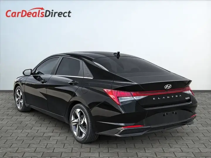 Hyundai Elantra 2023 photo 5