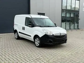 Opel Combo 2012 photo 2