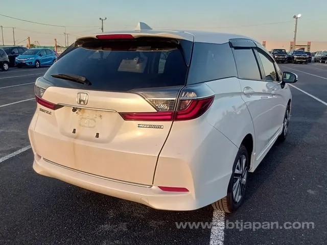 Honda Shuttle Hybrid 2021 photo 4