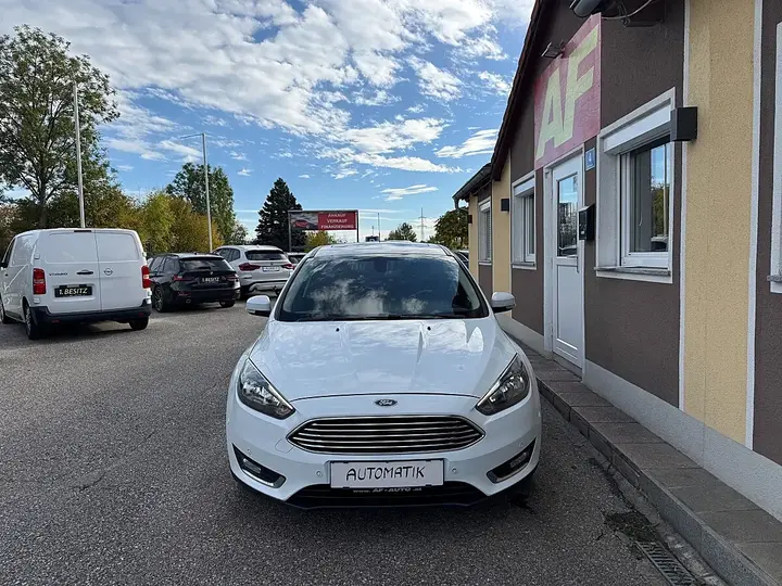Ford Focus 2016 photo 2