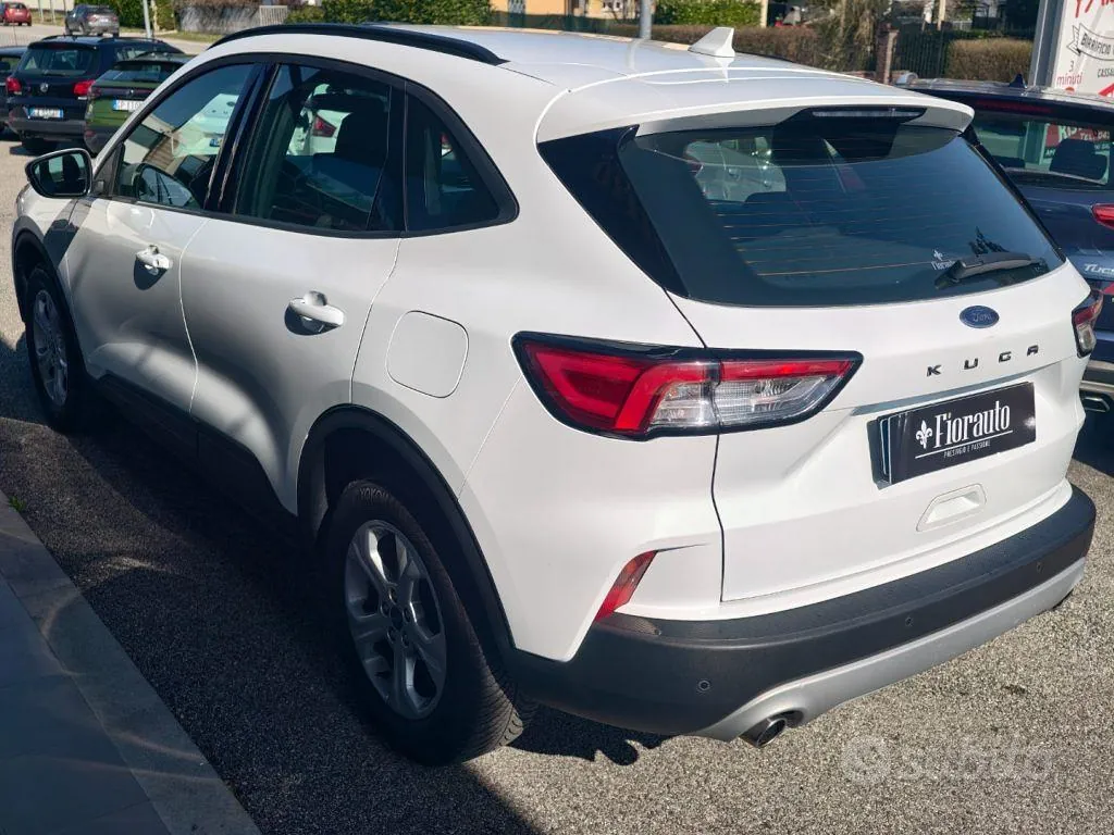 Ford Kuga 2022 photo 5