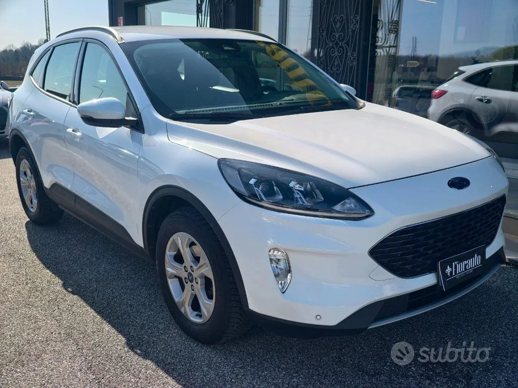 Ford Kuga 2022 photo 2
