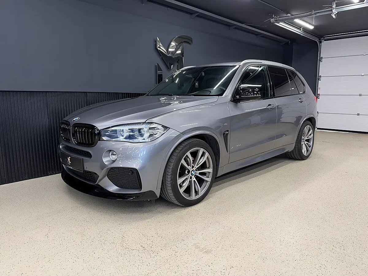 BMW X5 2013 photo 2