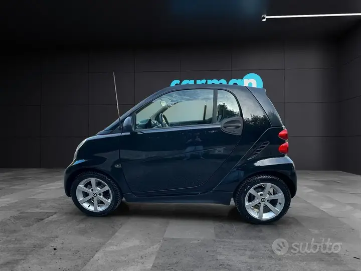 Smart Fortwo 2012 photo 2