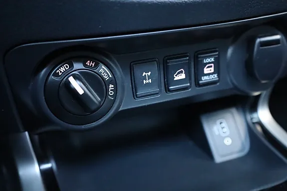 Nissan Navara 2020 photo 5