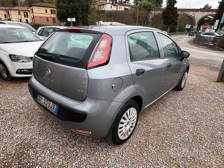 Fiat Punto Evo 2010 photo 4