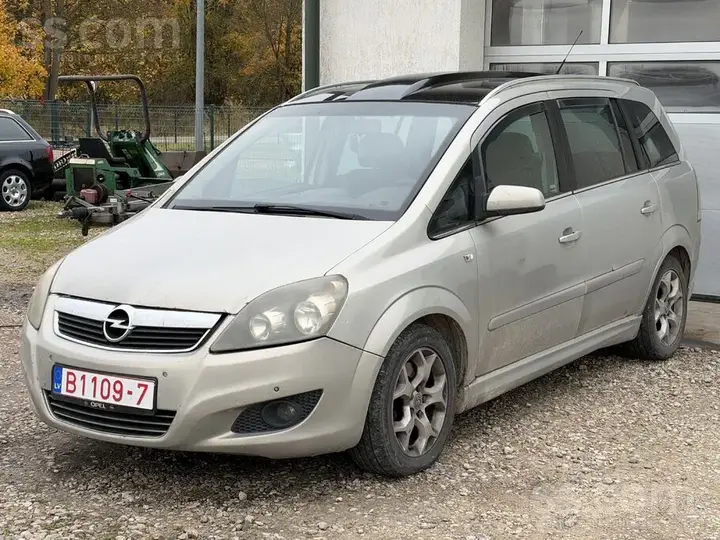 Opel Zafira 2008 photo 2