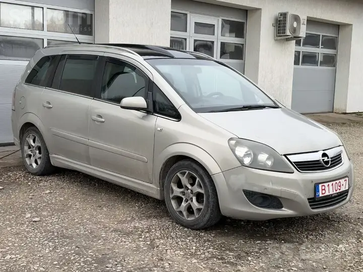 Opel Zafira