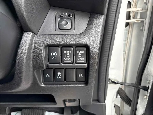 Nissan Dayz Roox 2018 photo 4