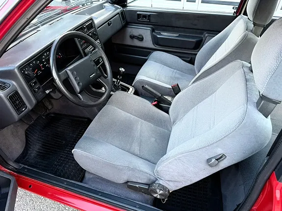 Volvo 360 1988 photo 5
