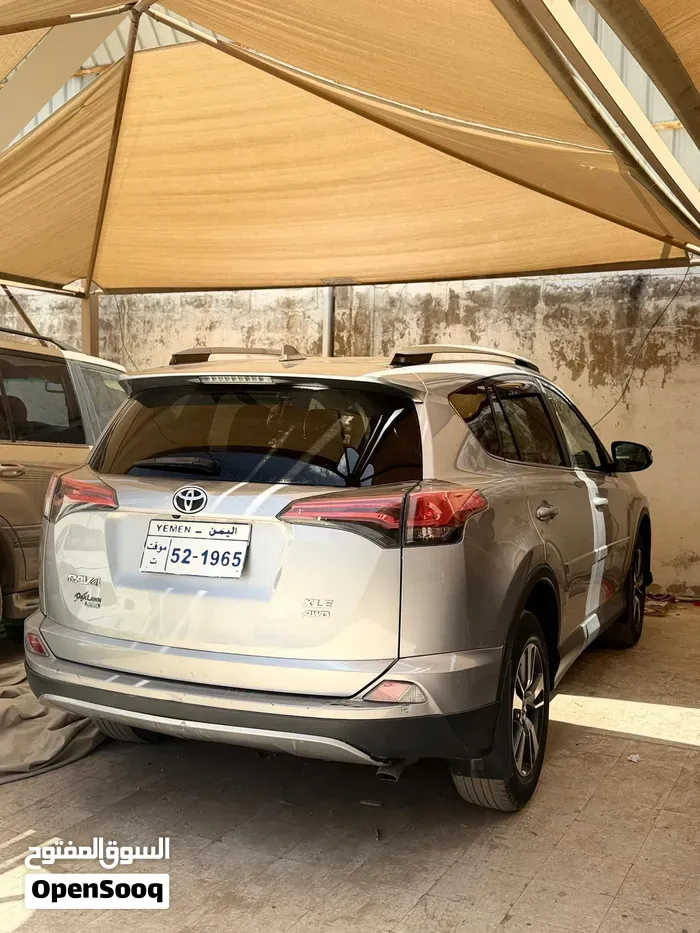 Toyota Rav 4 2018 photo 4