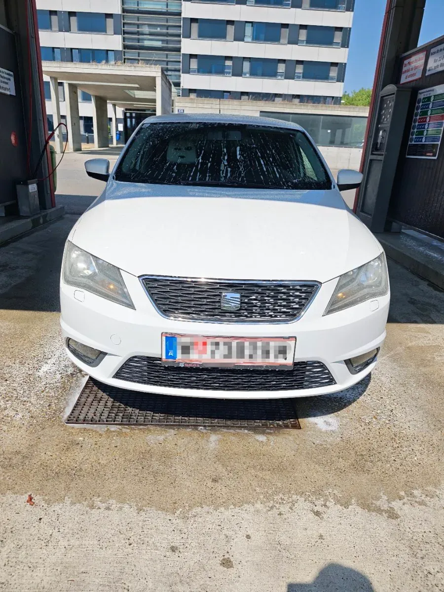 Seat Toledo 2013 photo 2