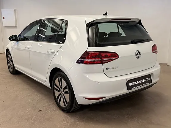 Volkswagen E-Golf 2015 photo 5