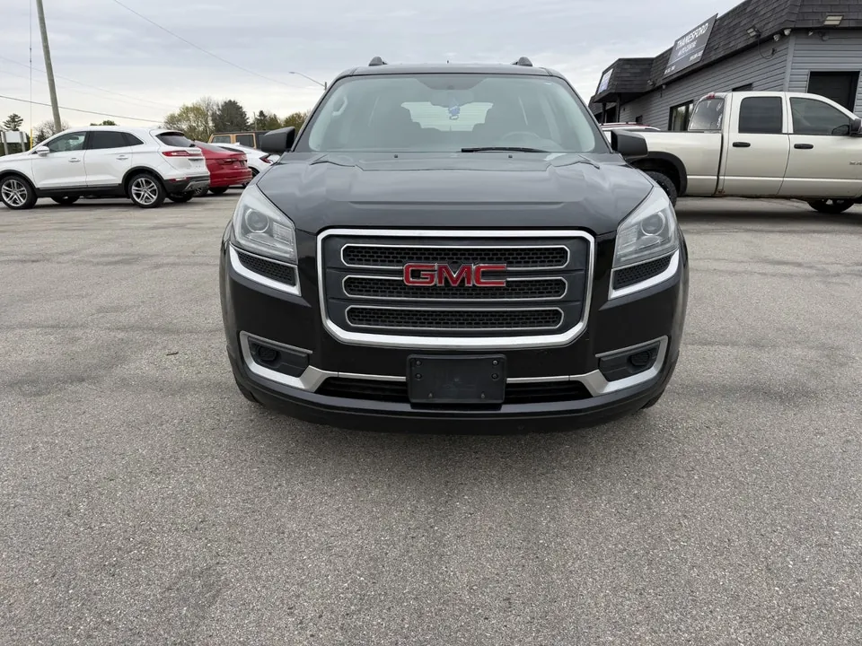 GMC Acadia 2015 photo 2