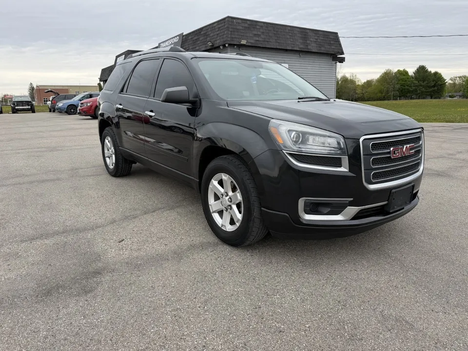 GMC Acadia 2015 photo 3