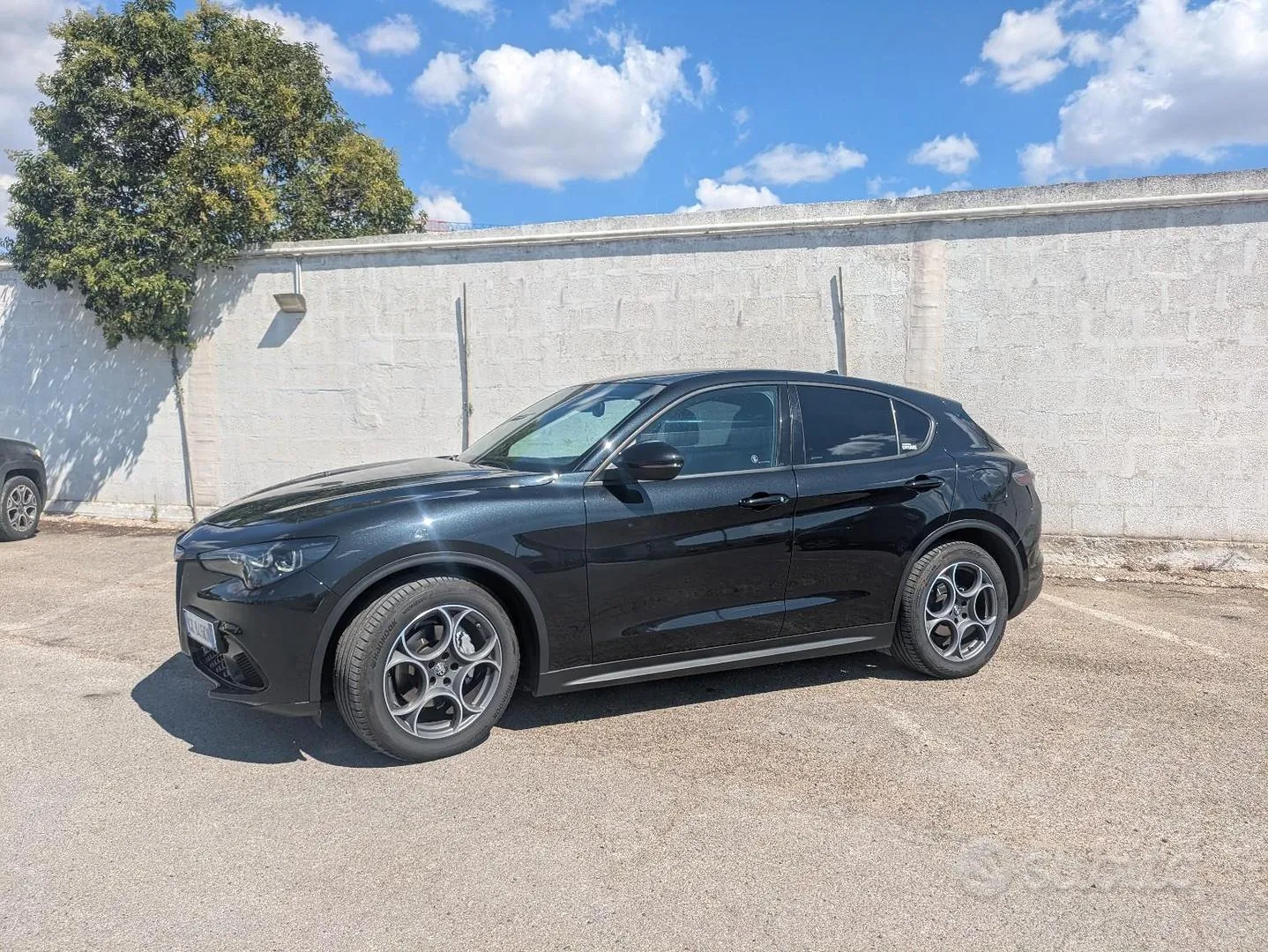 Alfa Romeo Stelvio 2023 photo 2