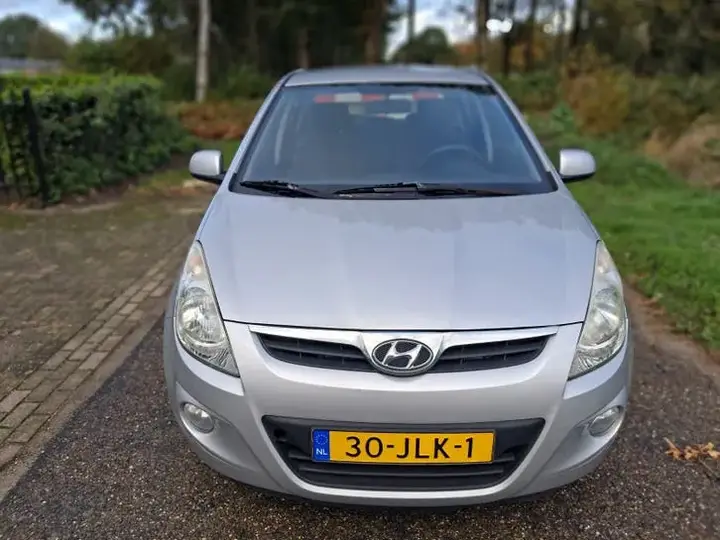 Hyundai I20