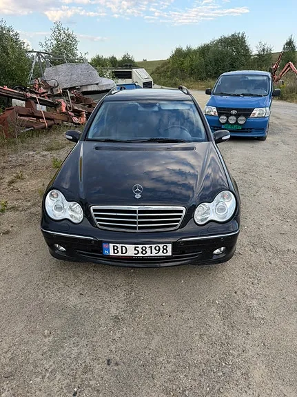 Mercedes-Benz C220 D