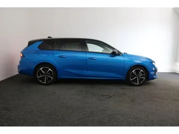 Opel Astra 2024 photo 3